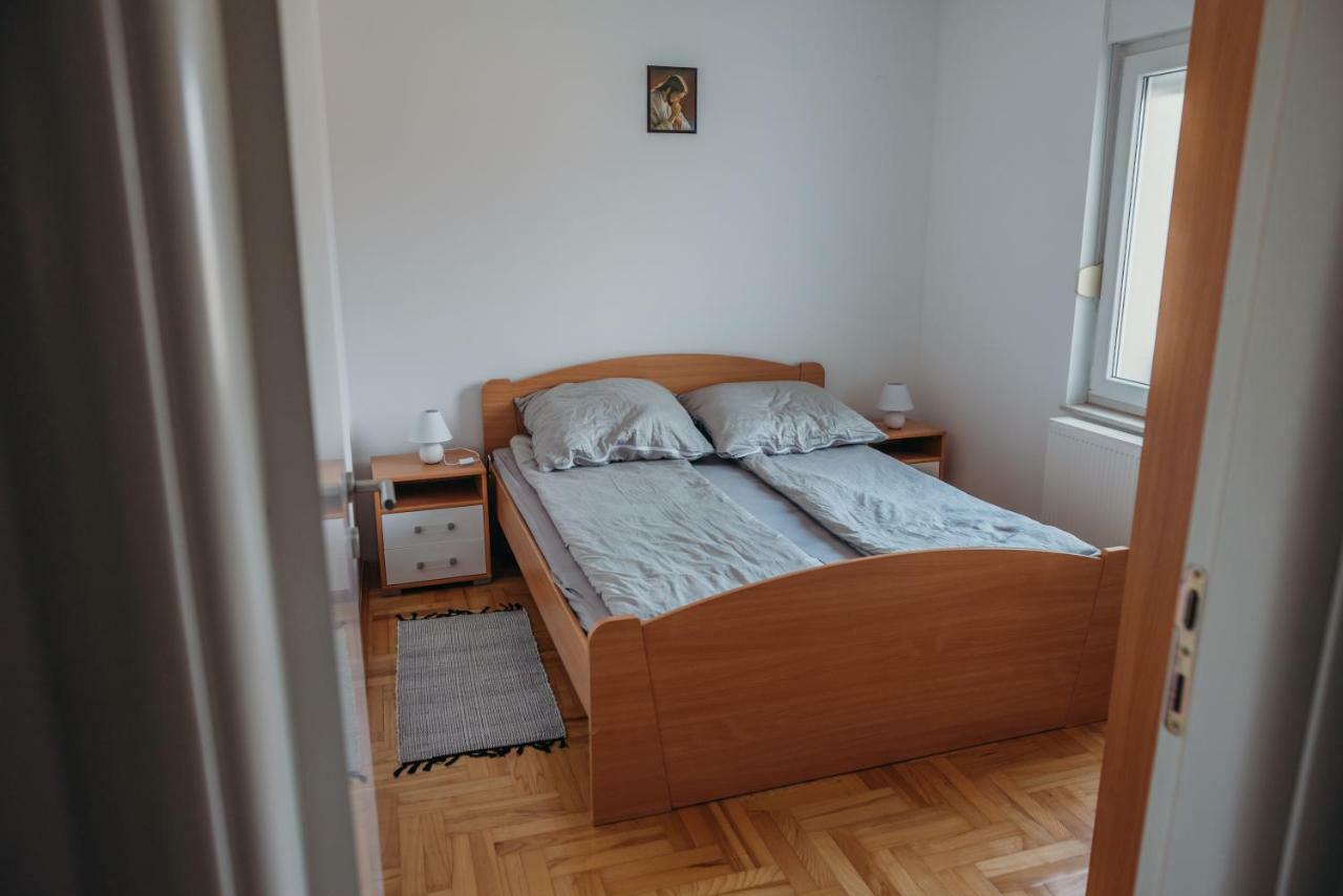 Apartman "Joka" Ðakovo Buitenkant foto
