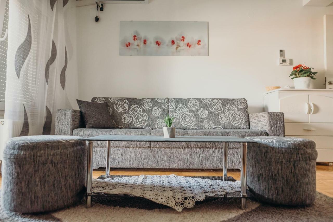 Apartman "Joka" Ðakovo Buitenkant foto